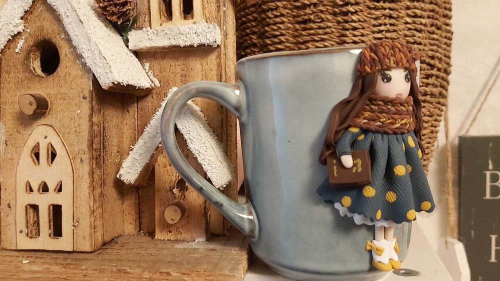 Cadou Craciun pentru sotie iubita cana papusa handmade