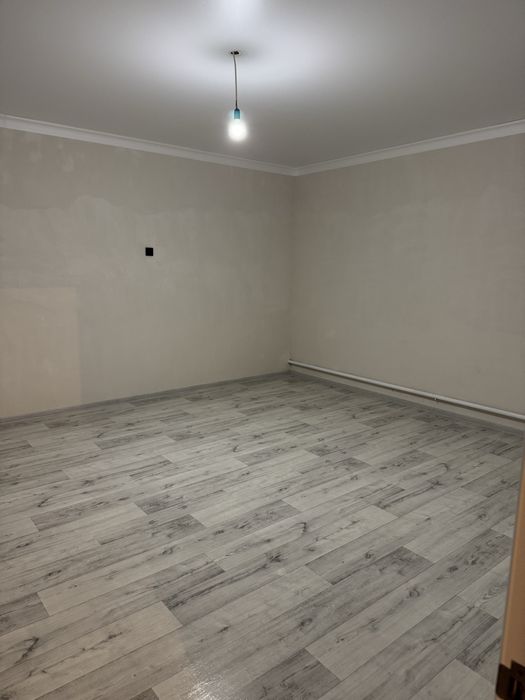 Продам гараж с времянкой