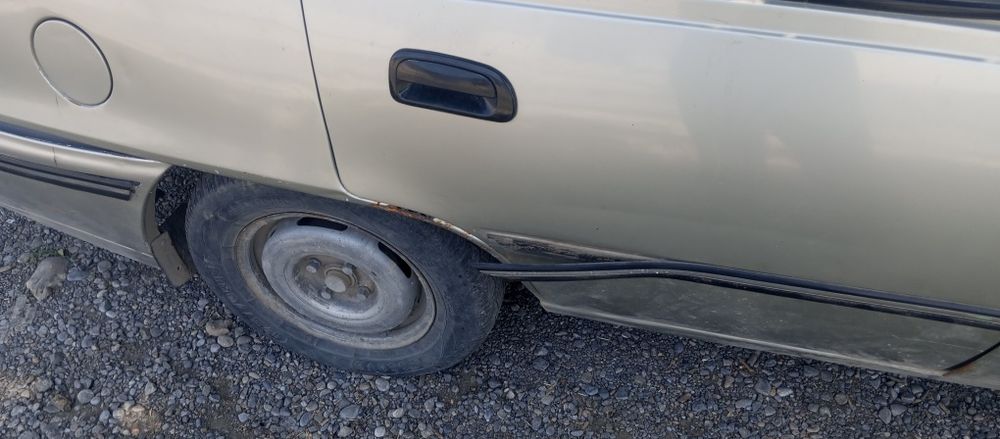 Продам машину нексия