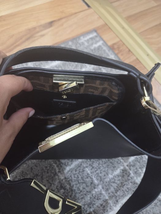 Продам сумку Fendi
