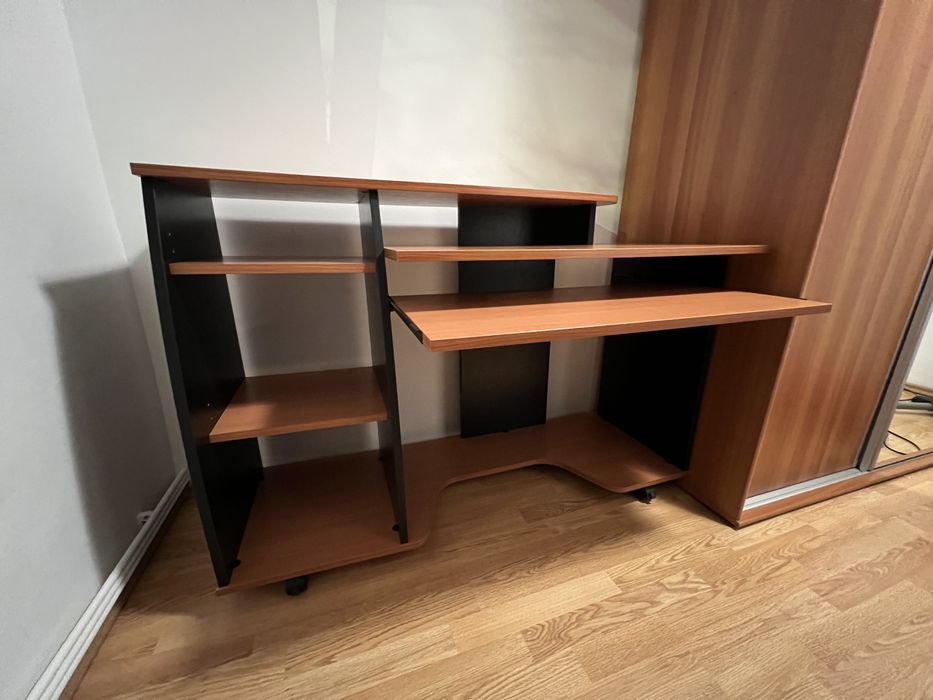 Birou pentru calculator