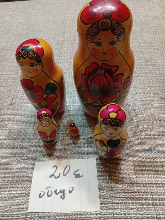 Ретро матрьошки .
