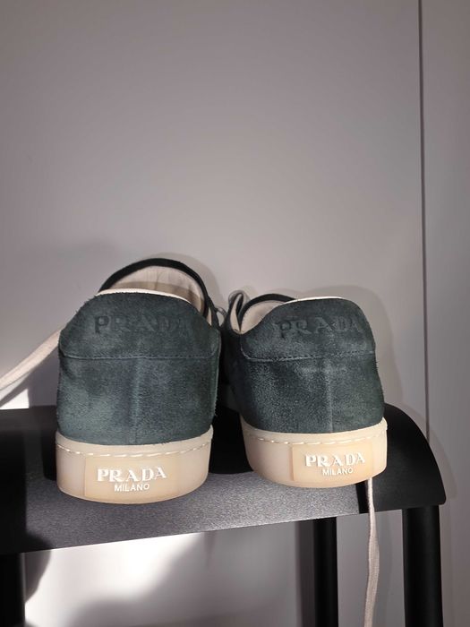 Мъжки обувки Prada в перфектно състояние ,носени три пъти