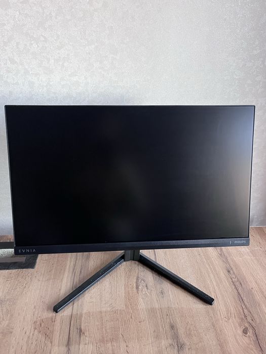 Монитор 180 гц - Philips Evnia 3000.