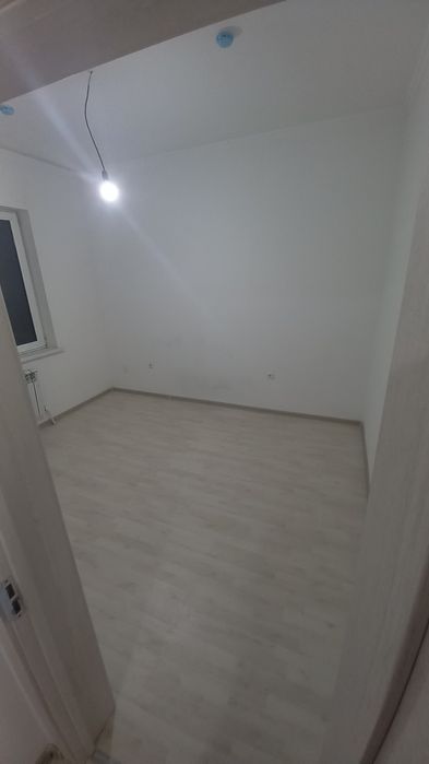 Olmos maxalla. Normuhammedov. 3 xonali kvatrira sotiladi.