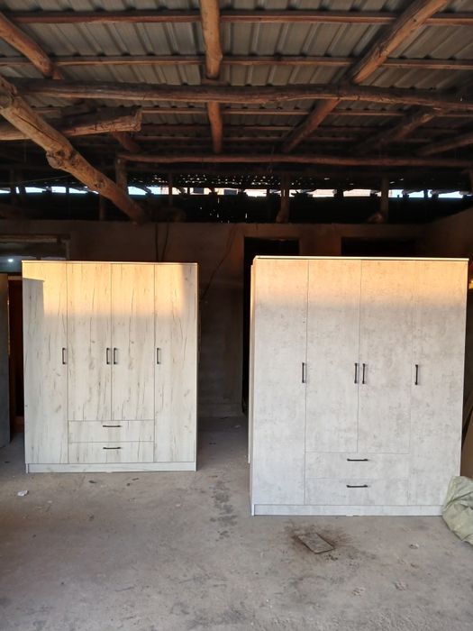 Mebel bir kishili Kravat va shkaflar arzon Narxlarda !!!