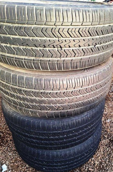 Покрышки 235 х 55 х 17, резина мягкая, почти новая, 2022г. Малибу 2