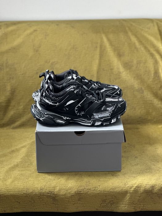 Balenciaga Track 41