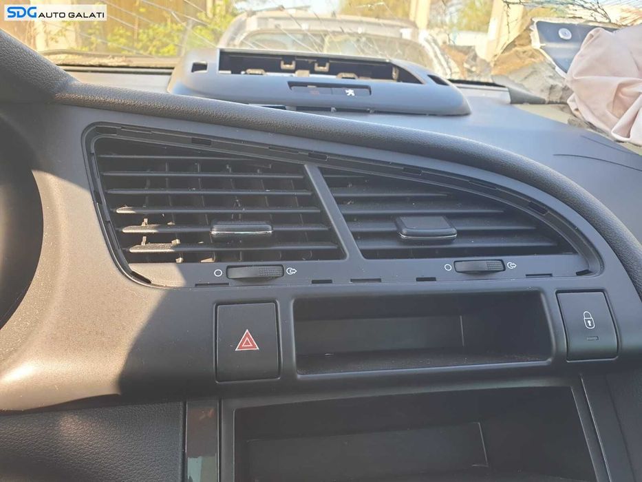 Buton Releu Avarii Avarie Peugeot 3008 2009 - 2016 [C6122]