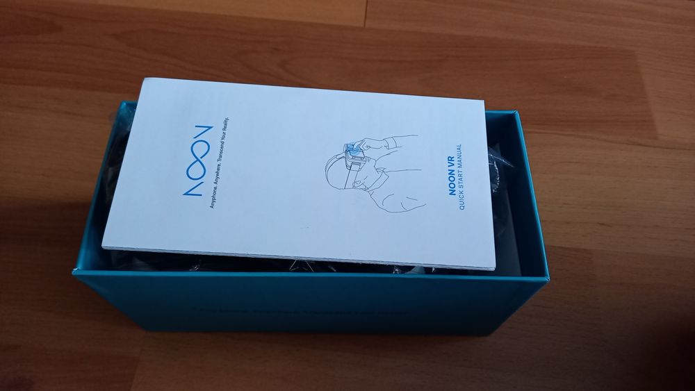 Noon очила за виртуална реалност