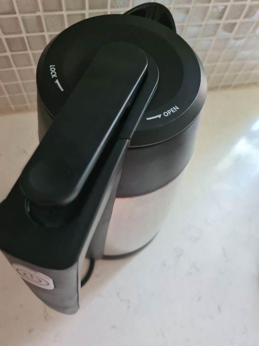 Fierbator  apa Tomhson