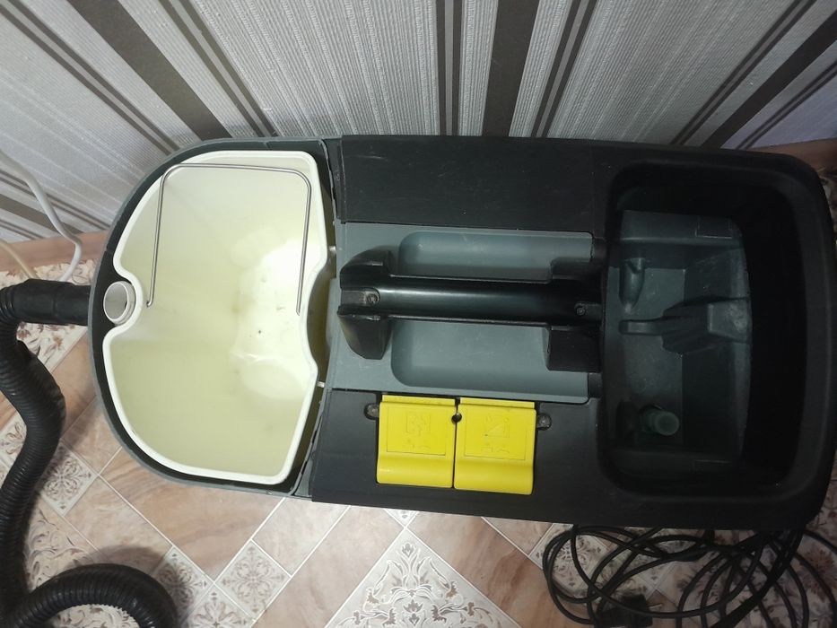 Продам Karcher puzzi 10/1