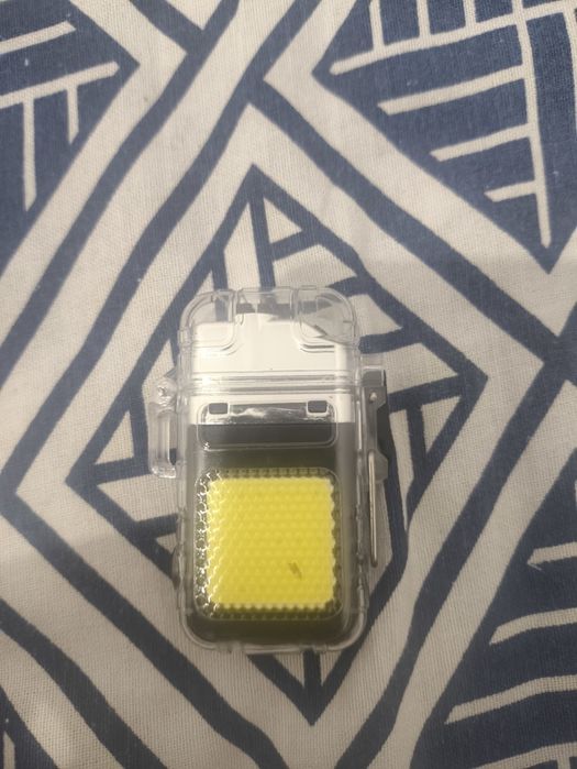 Зажигалка электрическая