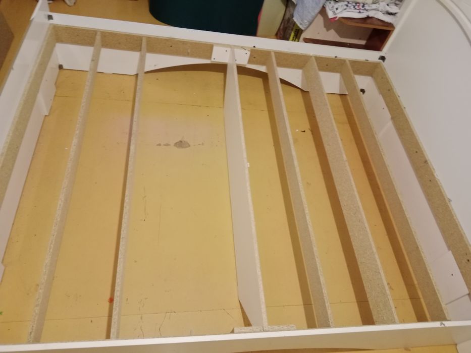 Продам кровать размер 2м на 1.60м