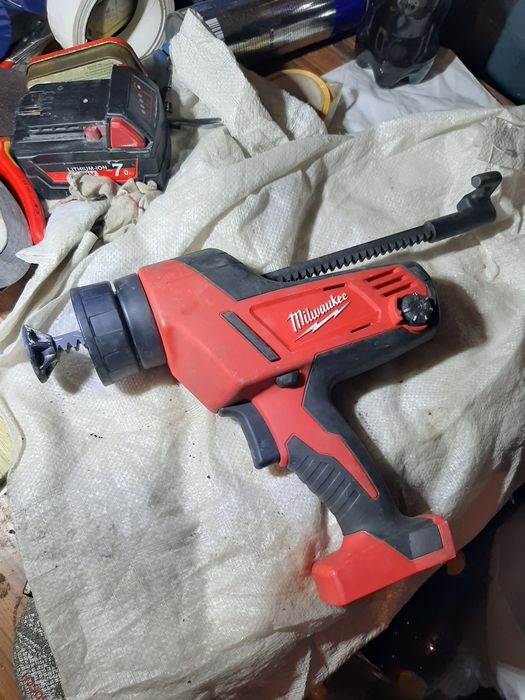 Milwaukee pisto silicon pcg ca nou