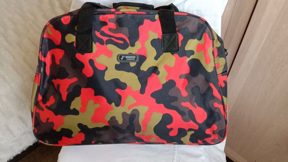 Продам новые дорожные сумки