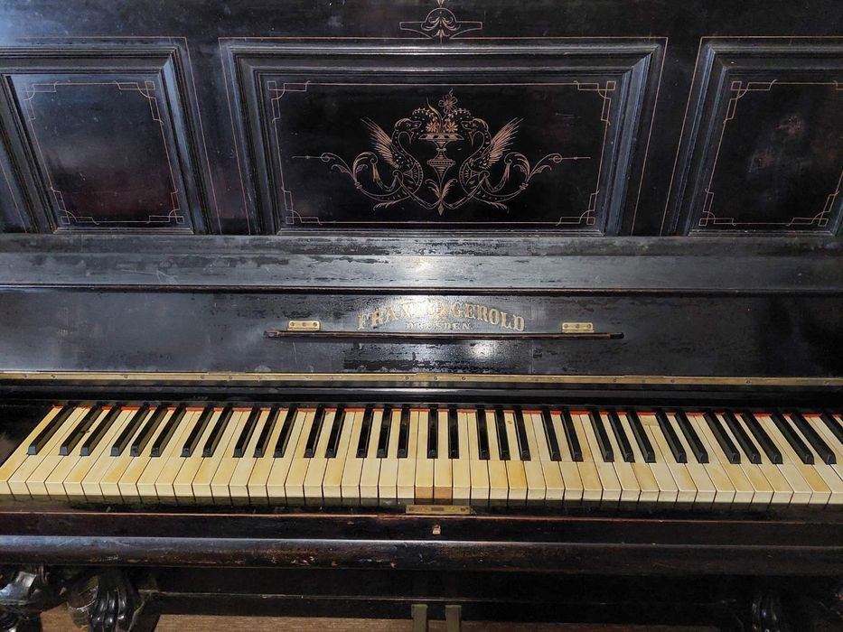 Пиано Franc Gerold