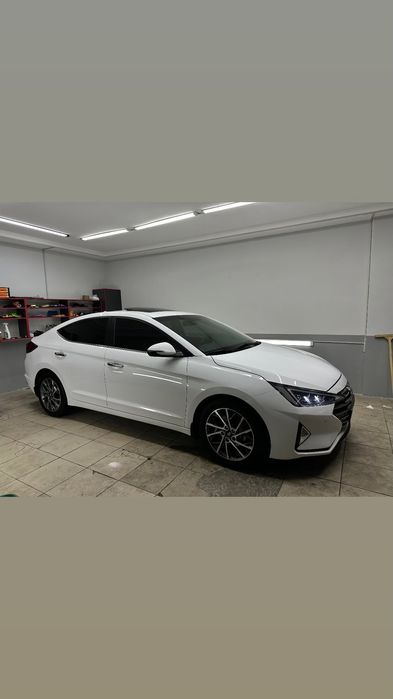 Hyundai Elantra 2019 yil