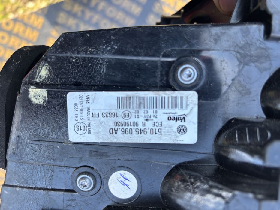 Стоп VW Golf 7 Sportsvan