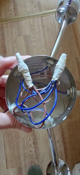 Люстра потолочная 5 палая