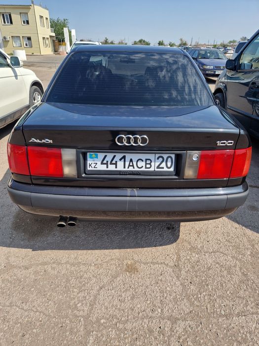 Продам Ауди 100 с4