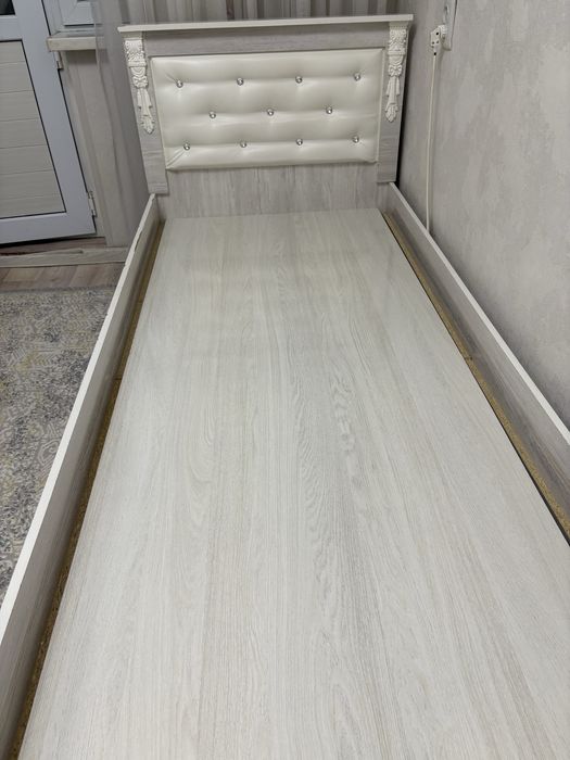 Кровать односпалка