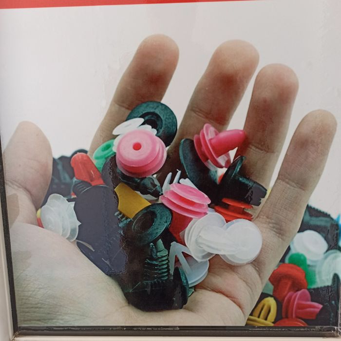 Автокрепеж, автоклипсы