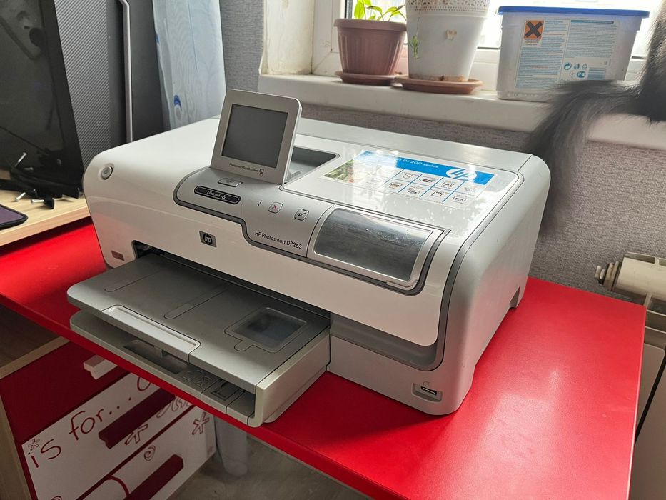 Продам принтер hp