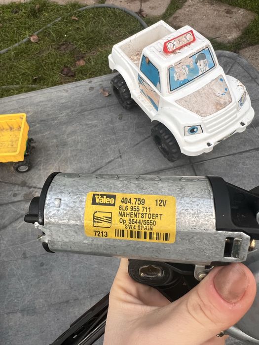 Чистачка за Vw Polo