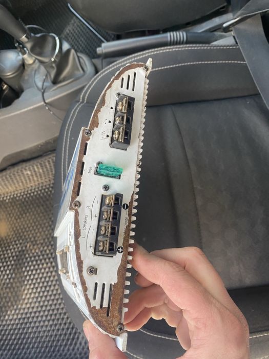 Продам усилитель 2100