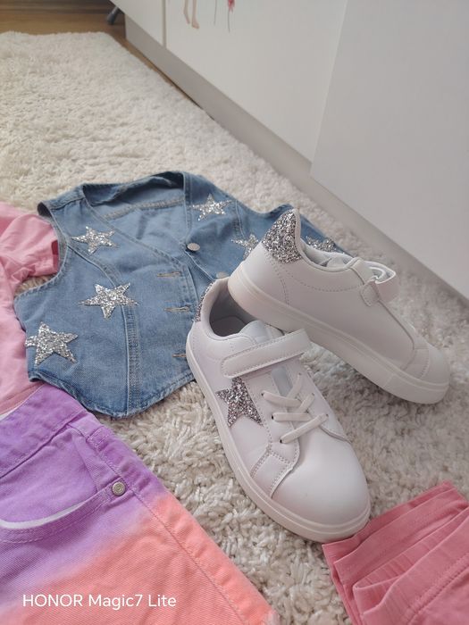 Lot hainute fetita 9-10 ani plus adidasi