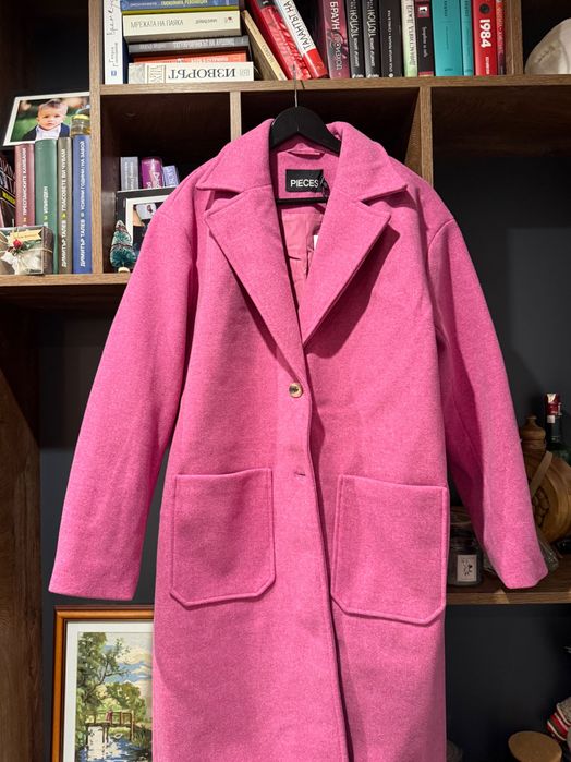 Ново палто с етикет