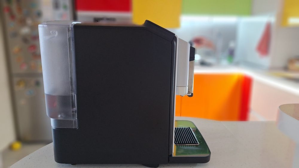 Кафемашина BOSCH VEROCUP 300 (за зърна)