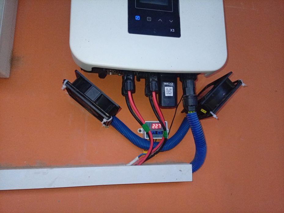 Quyosh panel invertorlaroni ventilyator oʻrnatamiz