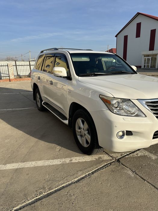 Продается внедорожник класса люкс