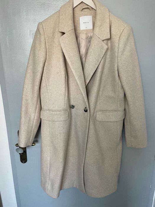 Дънки/панталони 10лв. Палта 50лв./бр.