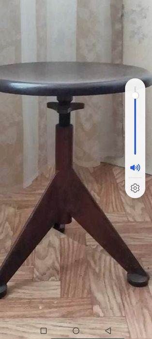 Стул винтовой крутящийся советский для фортепиано