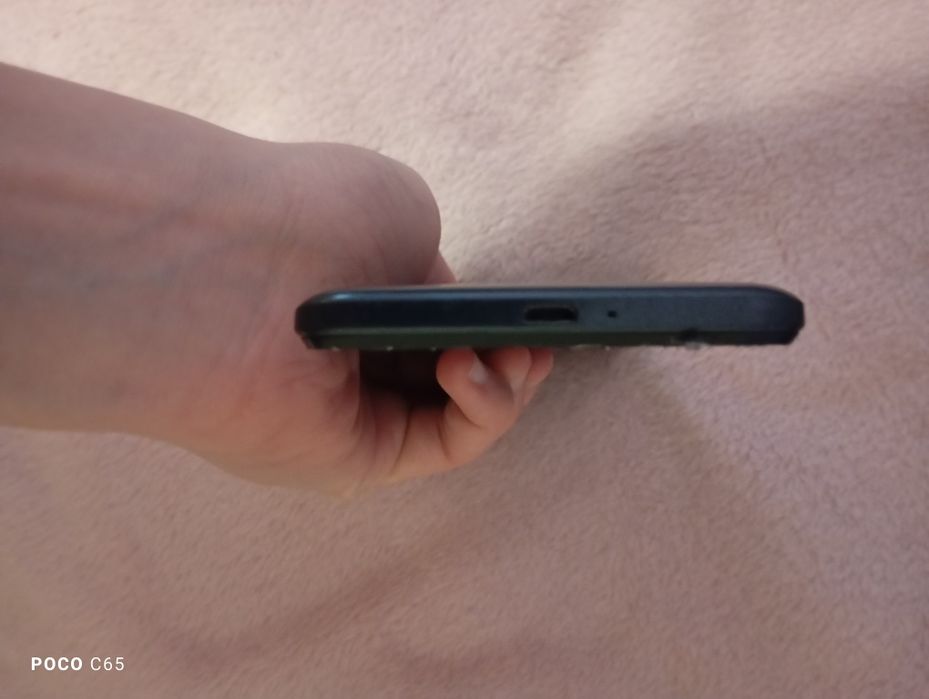 Продам телефон itel a 49