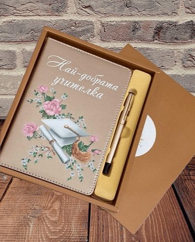 Луксозен комплект "Учител" с кожен бележник мелатен химикал в подаръчн