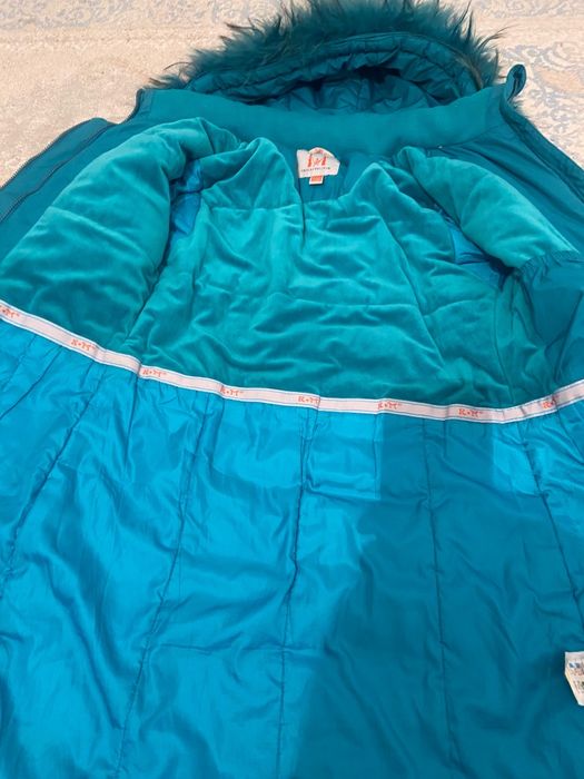 Зимняя куртка на девочку