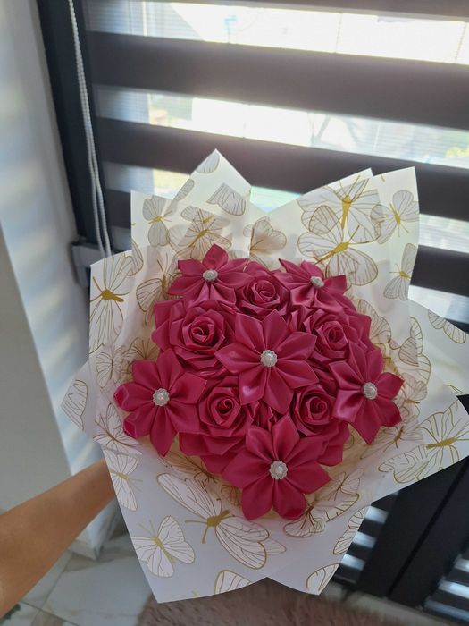 Buchet din satin