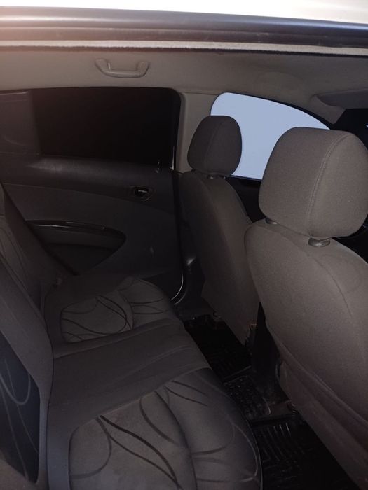 Chevrolet Spark 2011 — 6