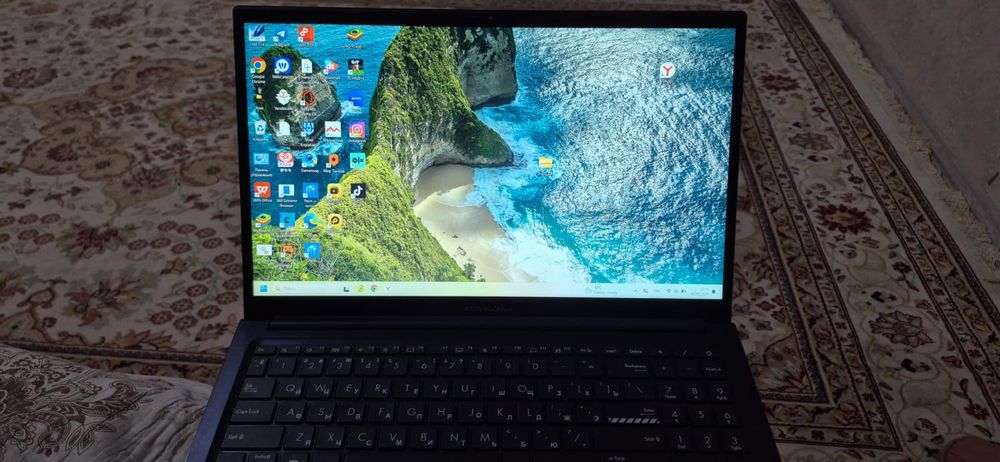Asus vivobook 15