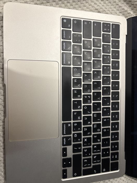 MacBook air M2 2022