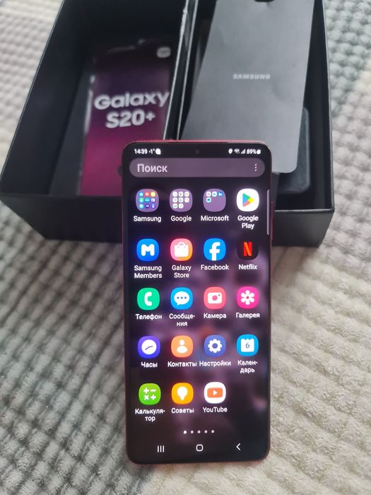 Продам Самсунг С20+.