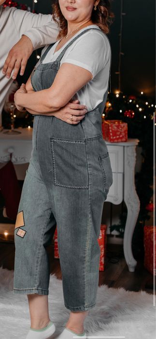 Джинсовый комбинезон