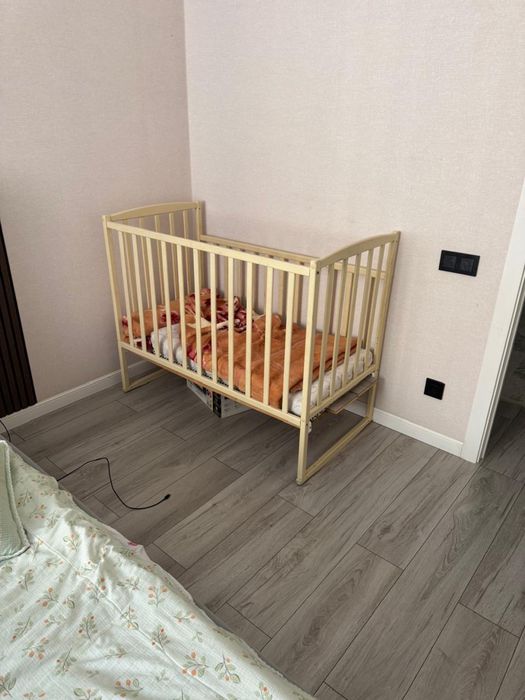 Манеж детская продам срочно