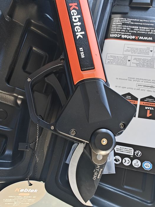 Foarfeca pe acumulator pentru vie,pomi-kebtek kt 930 ,,nou