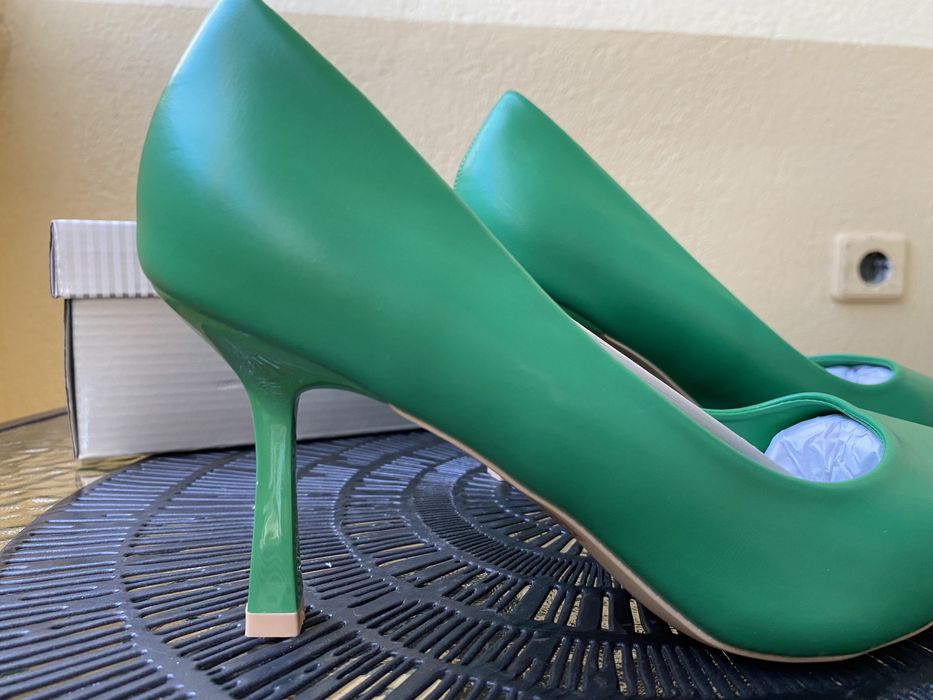 Нови обувки с ток - 37 номер