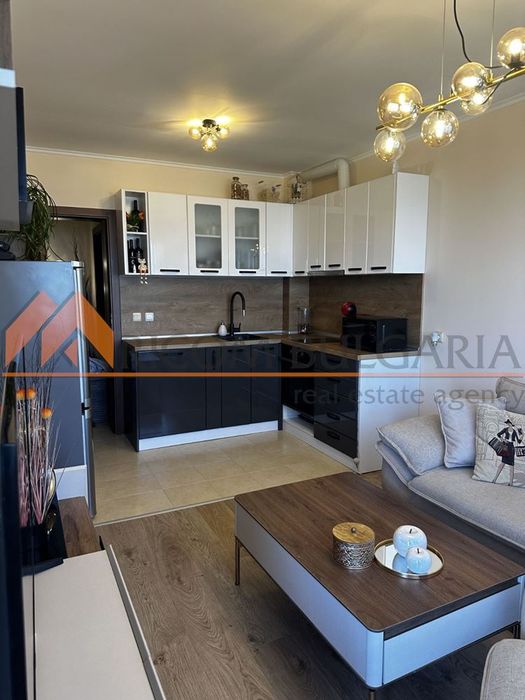 2-стаен в Варна, област-м-т Журналист площ 61